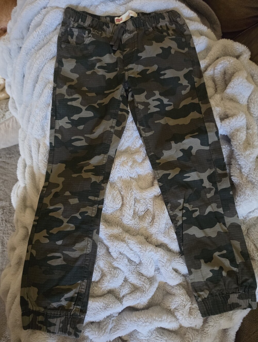 Levi's Kids Camo Jogger Pants in Green & Black